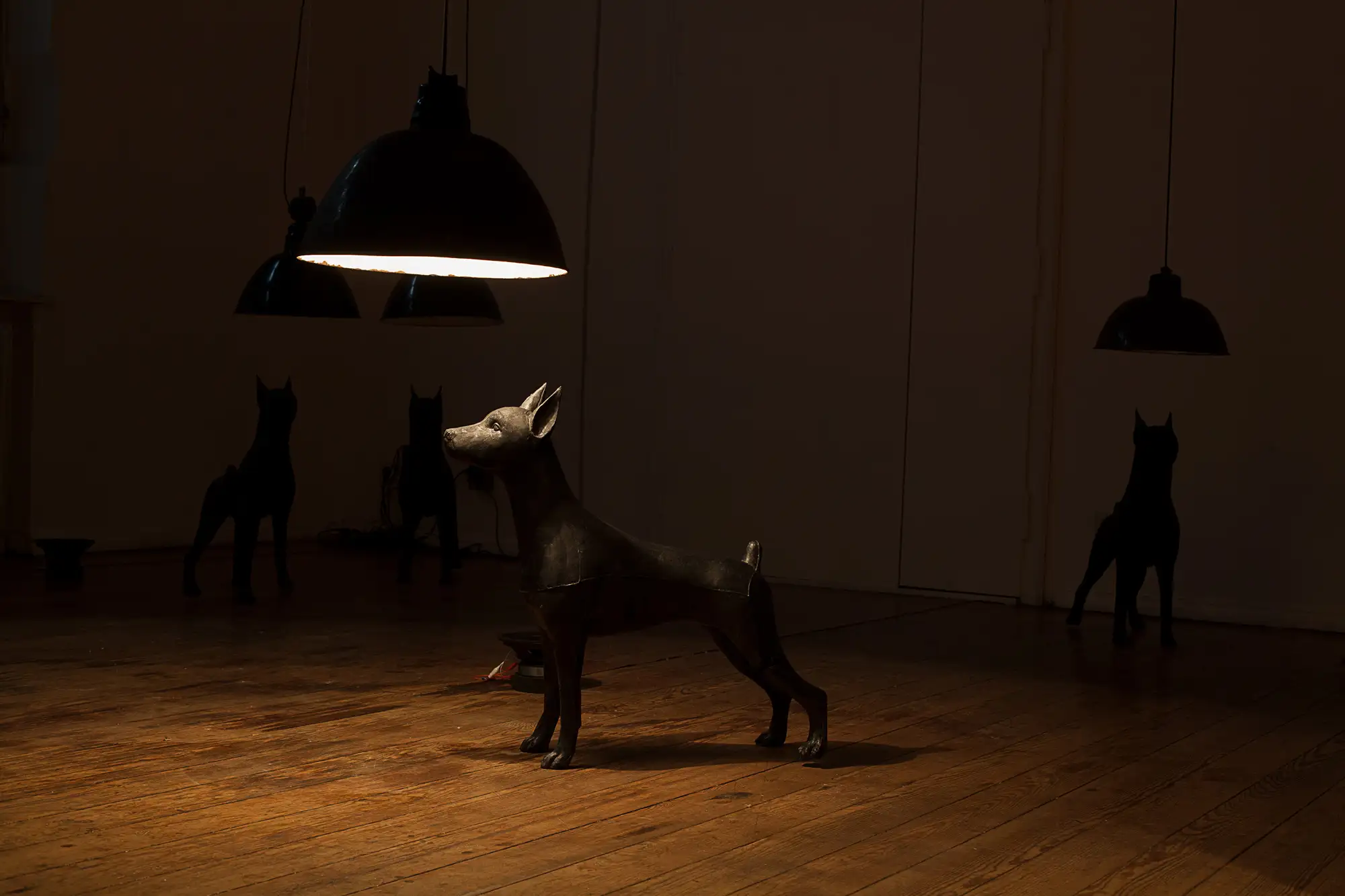 I'M JUST A DOG_TWS detail