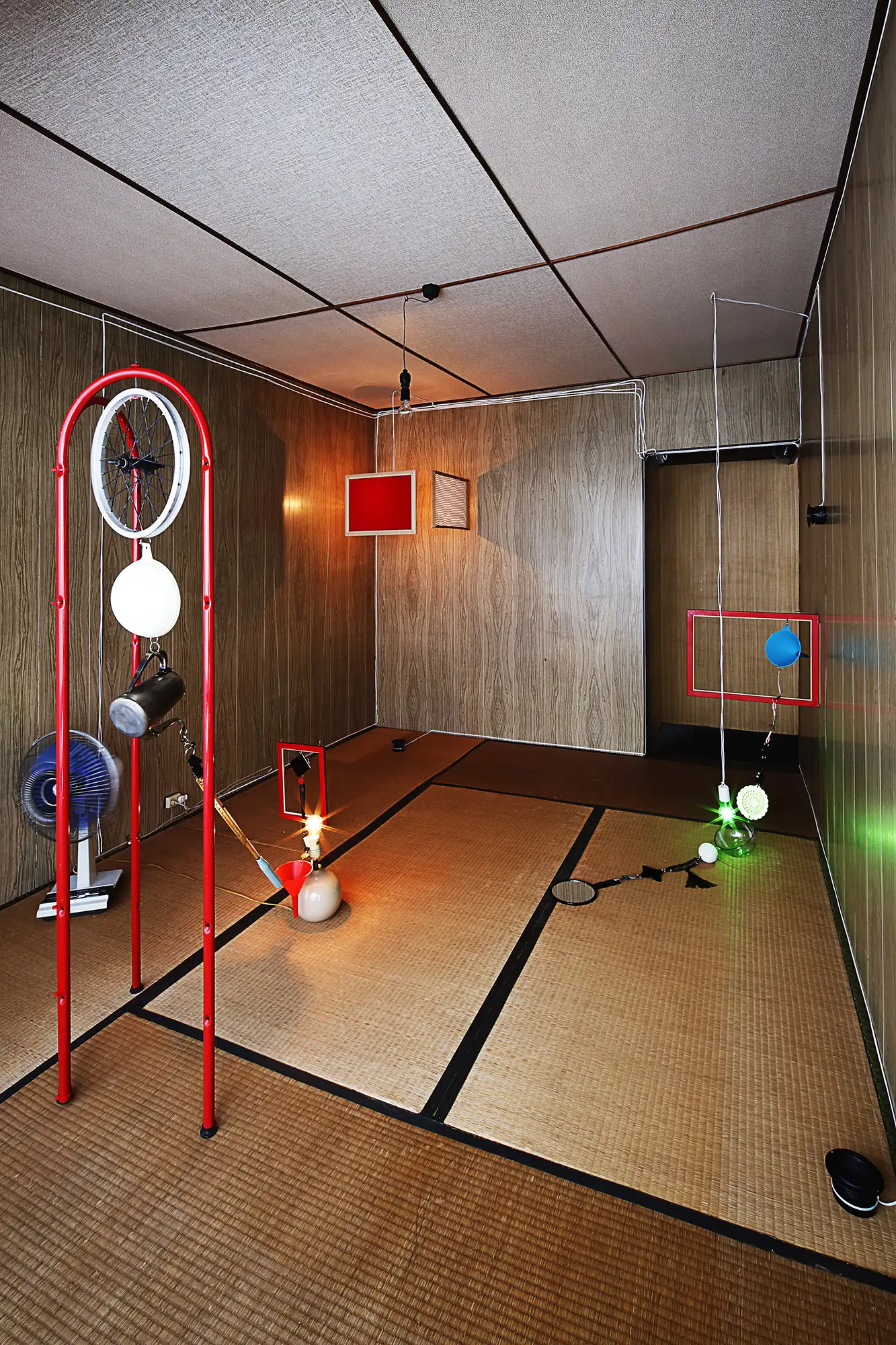 chasing little pasts kanazawa detail